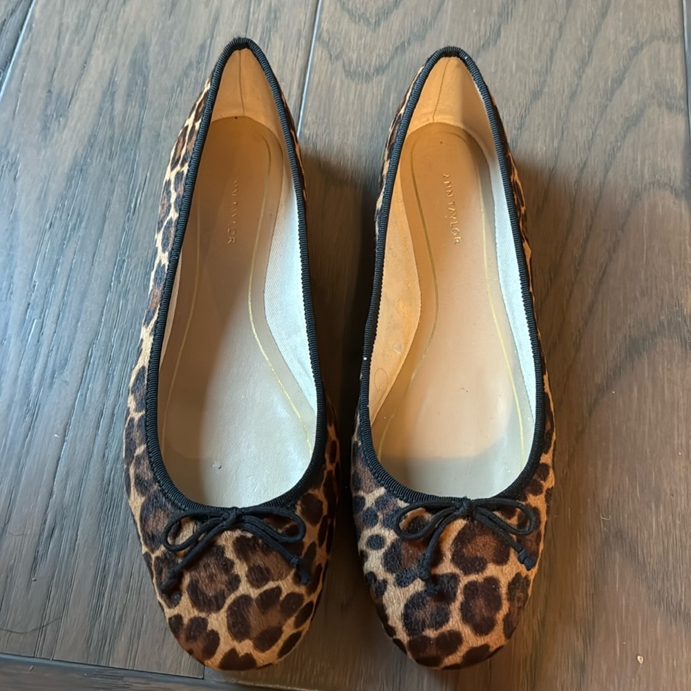 Ann Taylor leopard ballet flats size 8 - Picture 1 of 2